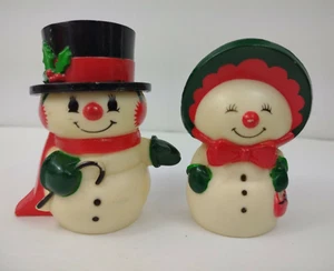 Vintage Hallmark Christmas Snowman Salt Pepper Shaker Set Plastic Mr Mrs - Picture 1 of 9