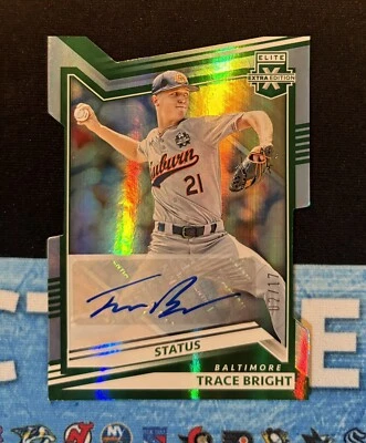 2022 Panini Elite Extra Edition Trace Bright Green Status Rookie Auto /17 #137 - Image 1 of 2