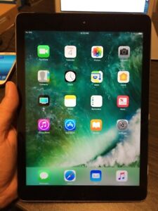 Apple iPad Air  16GB, Wi-Fi, 9.7 inch - Black