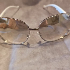 Jessica Simpson Sonnenbrille Oversized Silber Weiß J5254 SLVWH - Bild 1 von 5