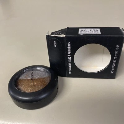 Sombra de ojos MAC Mineralize Mayhem 0,07 OZ Foto 1 de 4