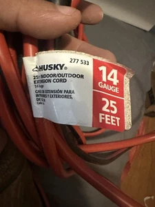 Husky 25ft 14/3 Medium Duty Indoor/Outdoor Extension Cord 277533 Red/Black Used - Picture 1 of 3