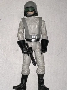 Star Wars Black Series "Battle on Endor" Toys R Us Exclusive AT-ST Driver C9 - Picture 1 of 4