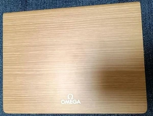 Omega Auténtico Reloj Madera Caja Roja - Imagen 1 de 4