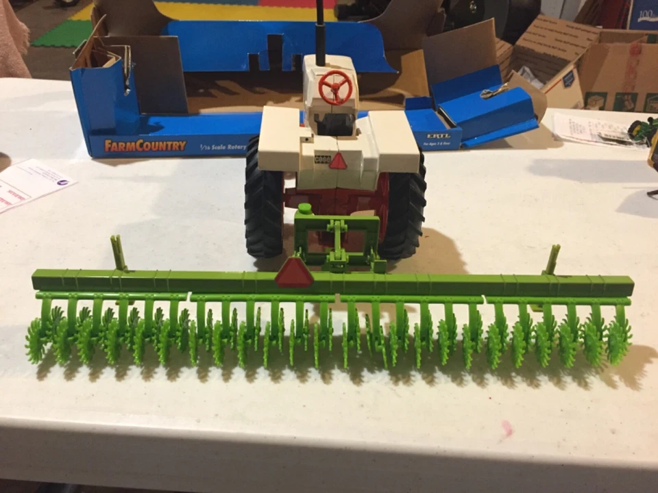 Steiger Rotary Hoe Raises & Lowers w Stands from Farm Country 1/16 by Ertl - Image 1 of 4