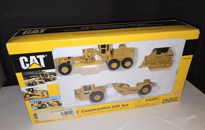 1/64 Norscot CAT Construction Gift Set 12G Grader, D6R, 611 Scraper 55114 - Image 1 of 4