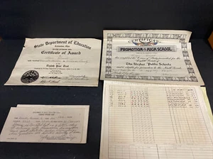 Vintage Ohio State Department of Education Certificate of Award 8th Grade 1942 - Picture 1 of 9