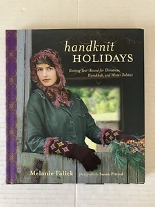 Handknit Holidays Knitting Year-Round for Christmas Hanukkah Winter Solstice HC - Foto 1 di 11