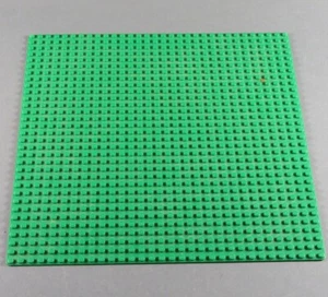 LEGO® City Grundplatte Bauplatte 32x32 Platte Grün Polizei Feuerwehr Mängel /G5 - Bild 1 von 1