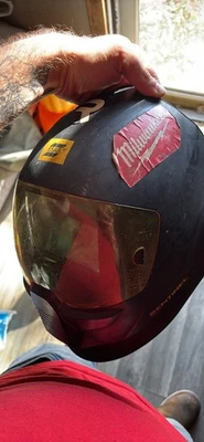 Capacete de solda escurecimento automático ESAB Sentinel A60 0700600860 - Imagem 1 de 4