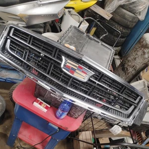 2016-2017 CADILLAC XTS GRILLE ASSEMBLY OEM FRONT CENTER GRILLE 23337017 - Picture 1 of 6