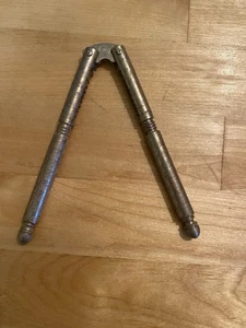 Vintage HMQ Metall Nussknacker Hummerschale Krabbenkrallenknacker - Bild 1 von 2