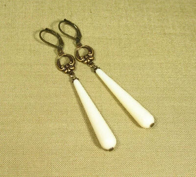 Ohrringe IVORY Art Déco Stil Miss Fisher creme weiß lang Tropfenperlen (2123) - Bild 1 von 4