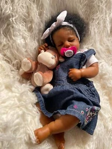 Muñeca bebé realista de 20 pulgadas negra muñeca bebé renacida de la vida real afroamericana - Imagen 1 de 4
