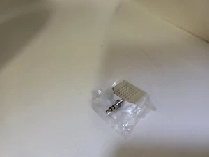 SILVER Headphone Earphone Jack Splitter 3.5mm 1/8 Stereo Mini Plug Dual Port V25 - Picture 1 of 5