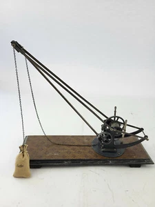 extrem seltener Schoenner Verladekran Spur 0-3 um 1900 auf Holzplatte 31x11x25 - Bild 1 von 8