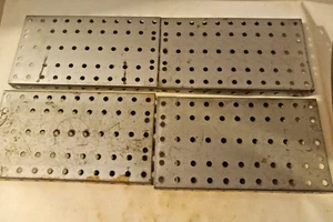 Gilbert Erector Part MD: 2 1/2" x 5" Silver Painted Steel Base Plates: 4 lot D - Picture 1 of 1