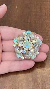 Vintage Juliana Scooped Out AB Clear Rhinestone Flower Brooch Gold Tone Wow! - Picture 1 of 7