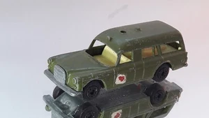 Mercedes Binz Ambulance - Matchbox - Green - Imagen 1 de 9