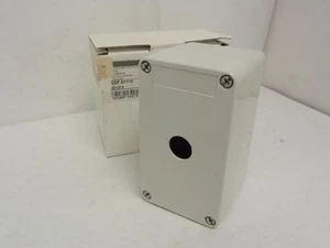 201706 New In Box; Telemecanique XAP A1110 Control Station Enclosure; 22mm XAP - Picture 1 of 5
