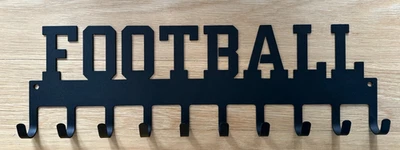 Настенные крючки для футболистов Detroit Metalworks кованое железо 20 дюймов x 6,25 дюйма черные - Изображение 1 из 3