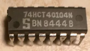 Signetics 74HCT40104N 4 Bit Bi-Directional Universal Shift Register - NOS - Foto 1 di 1