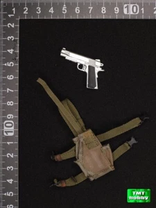 1:6 Scale SWTOYS Ourworld FS040 Hunter Alice Resident Evil - Pistol w/ R Holster - Picture 1 of 2