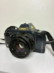 Canon T-70 35mm SLR Film Camera FOR PARTS REPAIR - Picture 1 of 15
