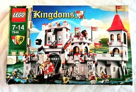 LEGO 7946 KING'S CASTLE Kingdoms NEW FACTORY SEALED RARE 2010 RETIRED VINTAGE