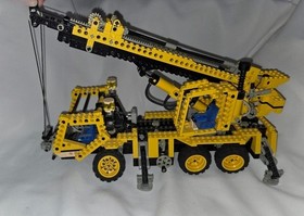 Lego Set 8438 Pneumatic Technic Crane Truck Yellow Black Retired Set~ Read