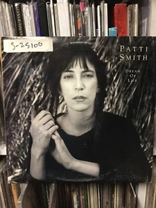 Patti Smith - Dream Of Life Promo LP, Custom Inner Sleeve translucent VG+ - Bild 1 von 5