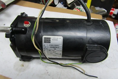 ✌️BODINE 32A3BEPM-Z2 GEAR MOTOR 130VDC, 1/12 HP, RATIO 6:1, 417 RPM, 1/2" SHAFT - Image 1 of 4