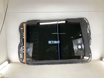 11-18 PORSCHE Cayenne Panoramic Sun Roof OEM - Image 1 of 4