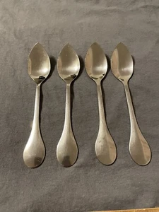 Revere Ware Serrated Grapefruit Spoons Stainless Steel - Set Of 4 - Picture 1 of 6