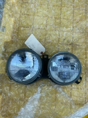 Левая фара в сборе для BMW 325i 1990 года - Изображение 1 из 4