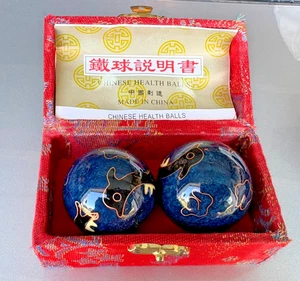 Chinese Baoding Balls Massage Gymnastikbälle Red Box Black Dolphin - Bild 1 von 3