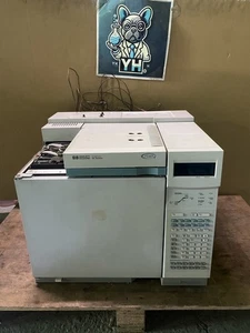 HP 6890 Plus GC System w/ G1540A Controller – Powers On, SN: US00020359, As-Is - Picture 1 of 23