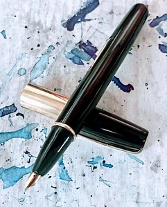 Waterman Taperite Citation Black 14K Fine Nib 1948 USA FULL RESTORED - Imagen 1 de 10