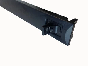 DavisLegend 1U Black Plastic 19" Rack/Cabinet Blank Panel Tool-less on Square ho - Picture 1 of 4
