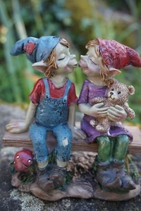 97281 FIGURINE TROLL BANC COUPLE FARFADET FEE PIXIE ELFE PIXIES KORRIGAN - Imagen 1 de 6
