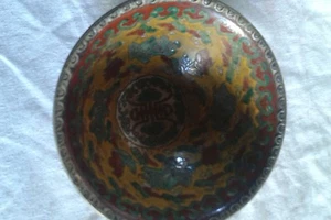 Ancien bol à thé cerclé d'Argent porcelaine décoré et émaillé de Chine - Picture 1 of 6