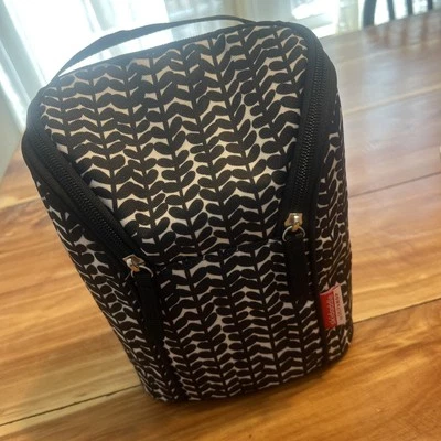 Skip Hop Stroller Organizer, Black Vine, Perfect Condition! 🖤🤍🖤🤍 Foto 1 de 4