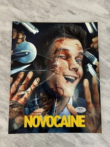 NOVOCAINE cast Photos Signed By Jack Quaid & Ray Nicholson Psa DNA Coa  - Picture 1 of 2