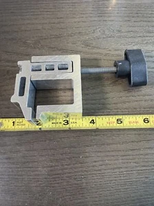 TONNEAU COVER RAIL MOUNTING CLAMP TRUCK CAP TOPPER OEDRO ROLL UP & UNIVERSAL. - Bild 1 von 3