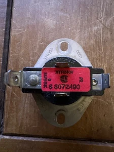 Maytag Whirlpool WP307249 Dryer Thermostat 307249 NEW OEM - Picture 1 of 1