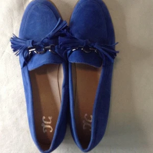 NWOT TG Brinley 11, Sueded Blue Loafers with Horse bit and Tassels, Ivy League - Picture 1 of 14