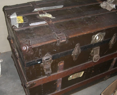Antique Travel  Stave Trunk  Flat  with  wooden slats Cover