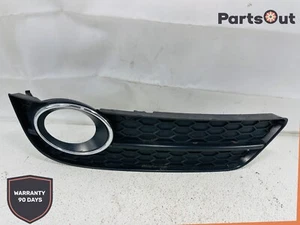08-12 Audi A5 Front Right Fog Light Grille Cover 8T0807682 RH OEM - Picture 1 of 7