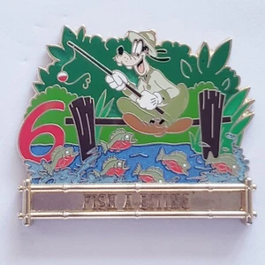 WDI Jingle Cruise 12 Days of Christmas Mystery Pin Tag 6 Goofy LE 250 - Bild 1 von 3