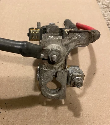 Ford Fusion 2010-2012 batería "+" cable terminal positivo + poste OEM Foto 1 de 3